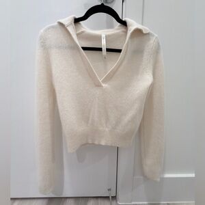 Aritzia Babaton Cream cashmere V-Neck Sweater 2xs